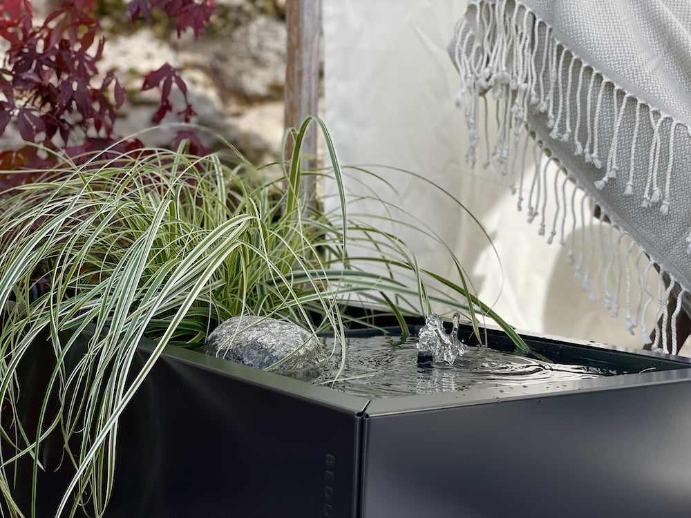 Se så fint det blir med vannspeil med fontene til BEDD planekasse