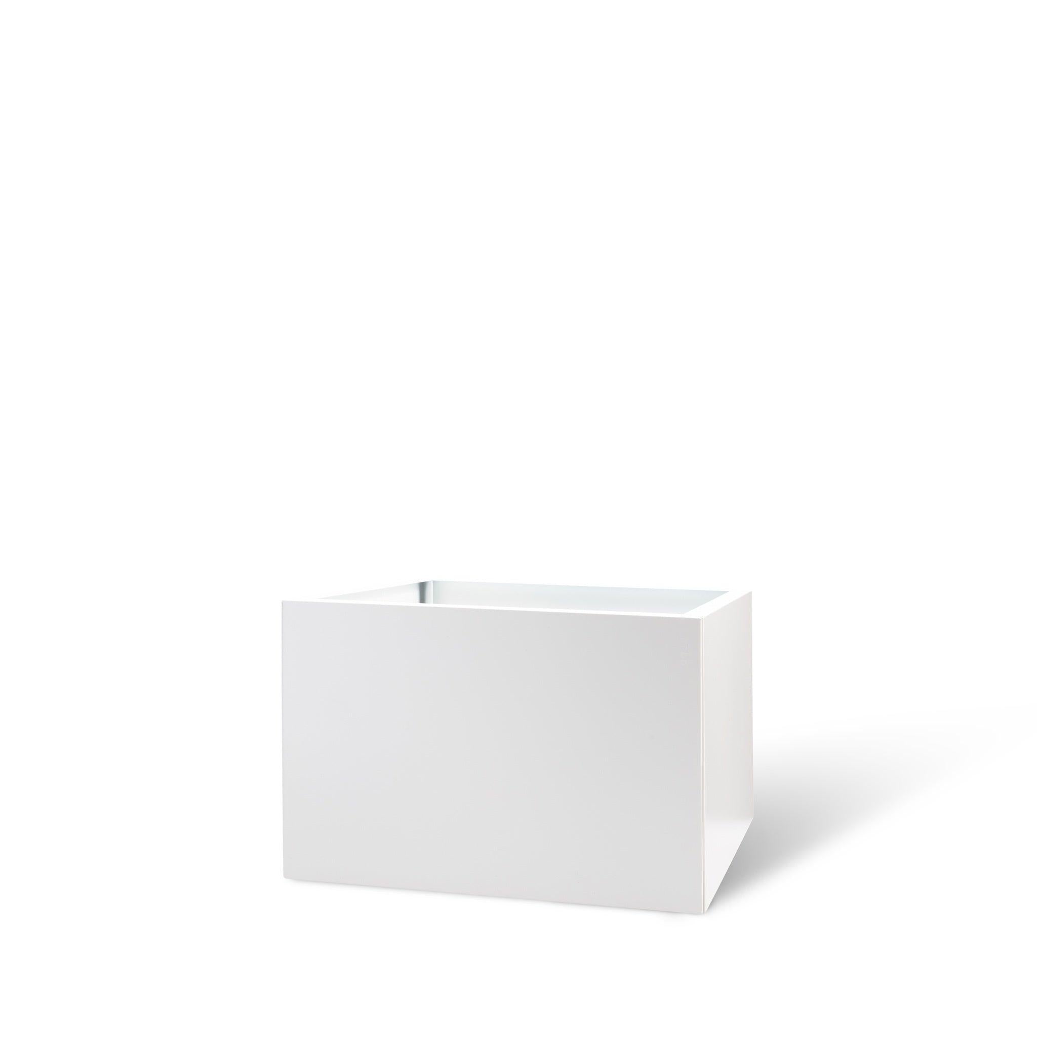 BEDD_60x60h40_karm_Hvit2